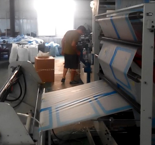 BC-自動上拉頭制袋機(jī)加三角架